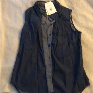 Denim sleeveless button shirt